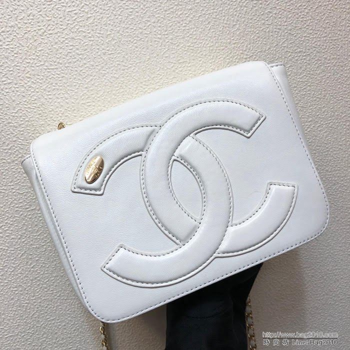CHANEL香奈兒 独家背景实拍 Chane1 OHANEL 2019最新款口盖包 进口小羊皮 内里搭配牛仔布 可单肩可斜挎  Cco1132